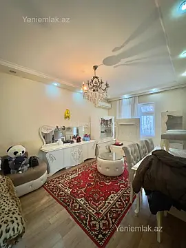 Satılır 3 otaqlı köhnə tikili 85 m²