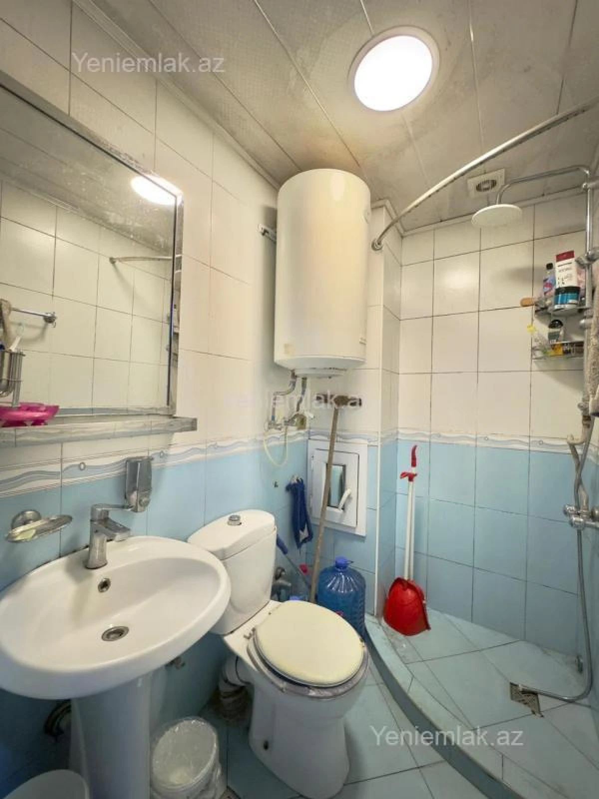 Satılır 3 otaqlı köhnə tikili 85 m²