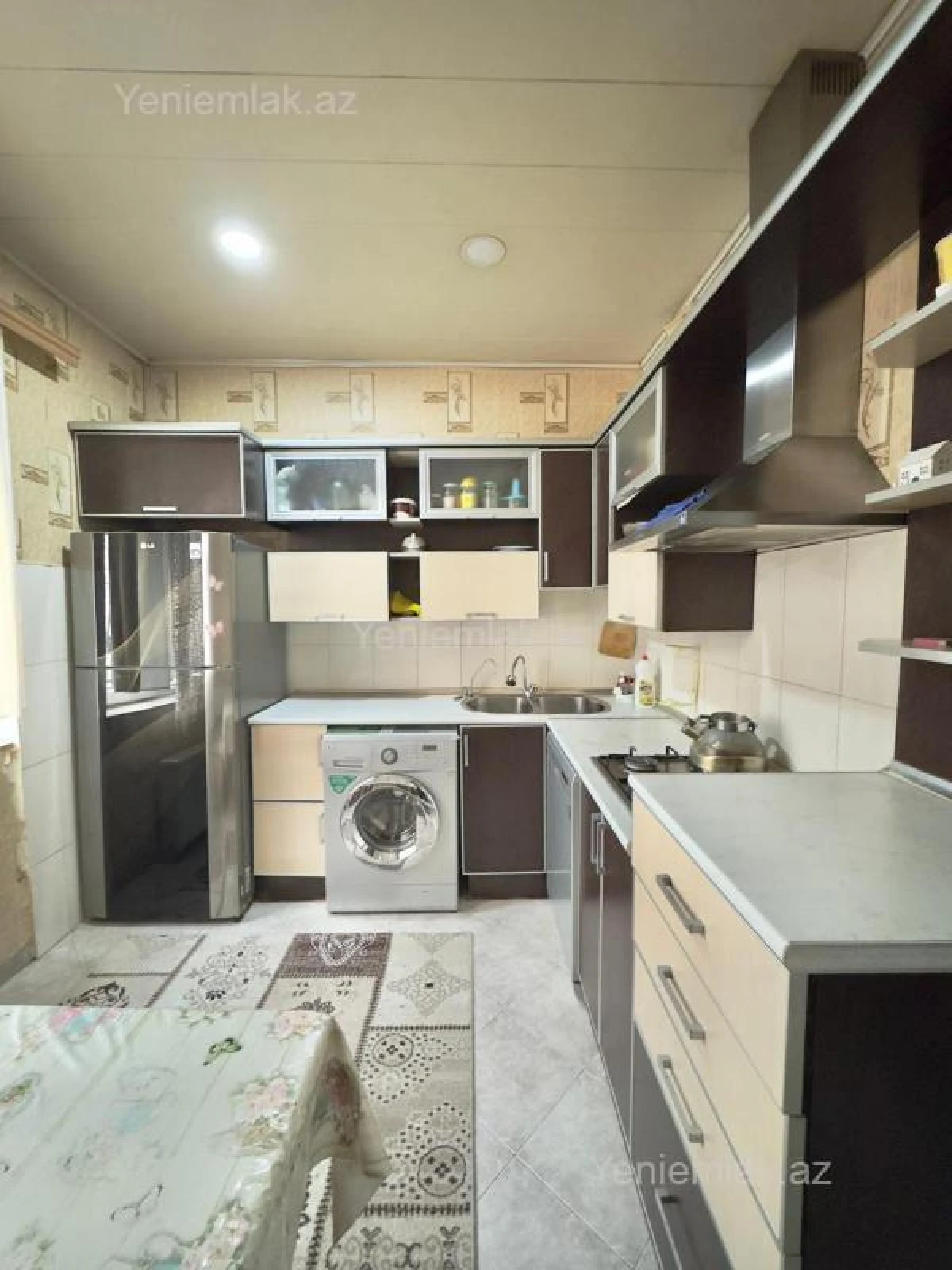 Satılır 3 otaqlı köhnə tikili 85 m²