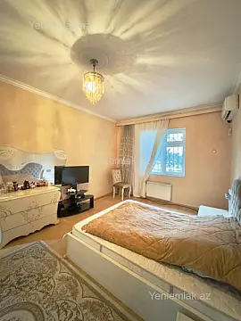 Satılır 3 otaqlı köhnə tikili 85 m²