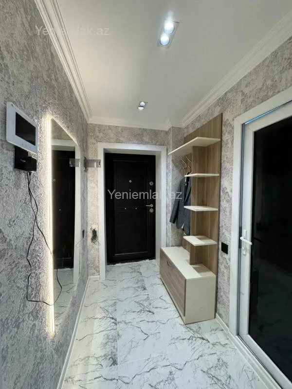 Satılır 2 otaqlı köhnə tikili 35 m²