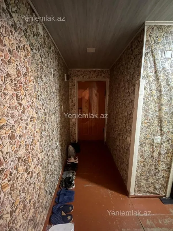 Satılır 1 otaqlı köhnə tikili 35 m²