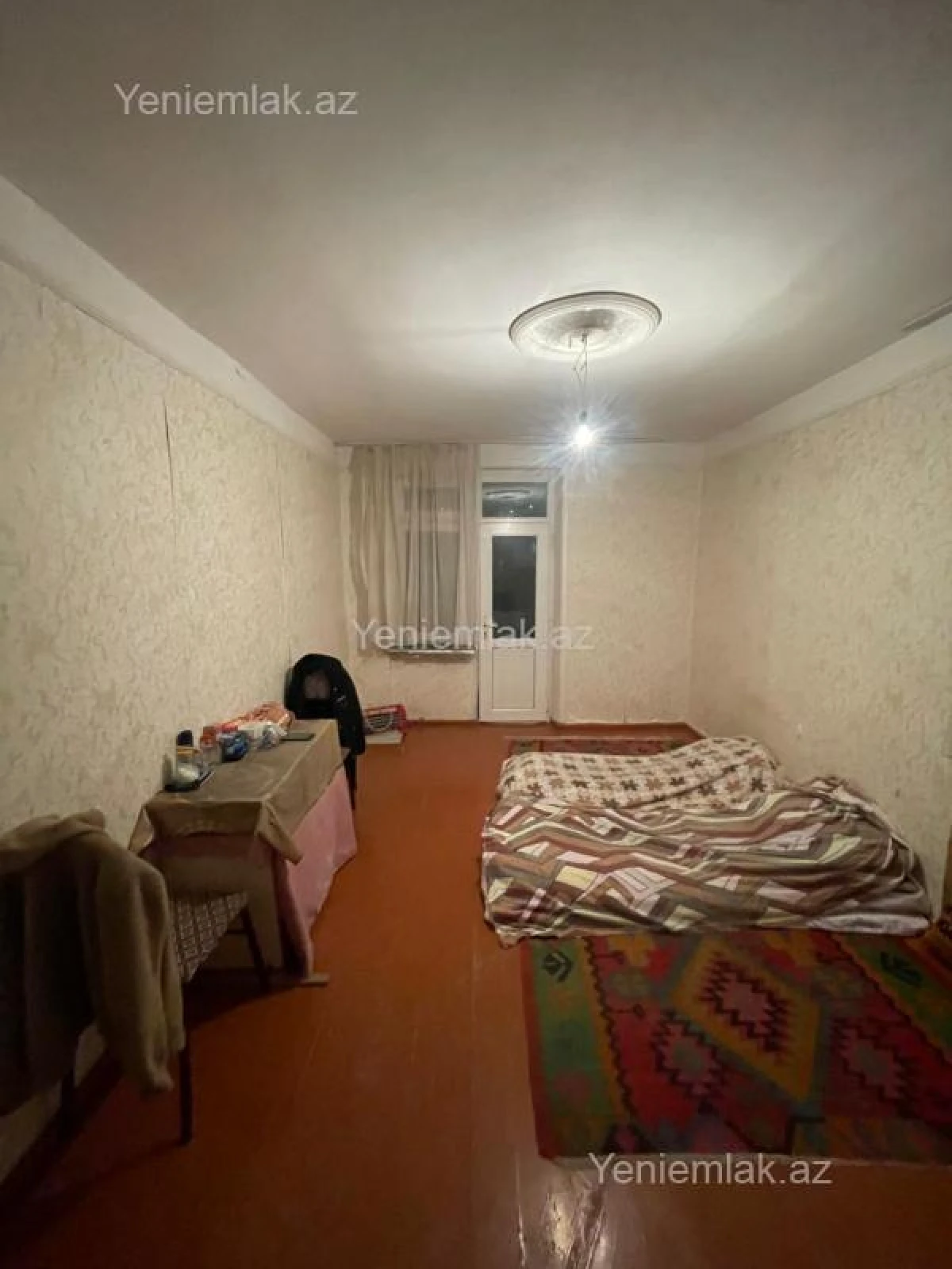 Satılır 1 otaqlı köhnə tikili 35 m²