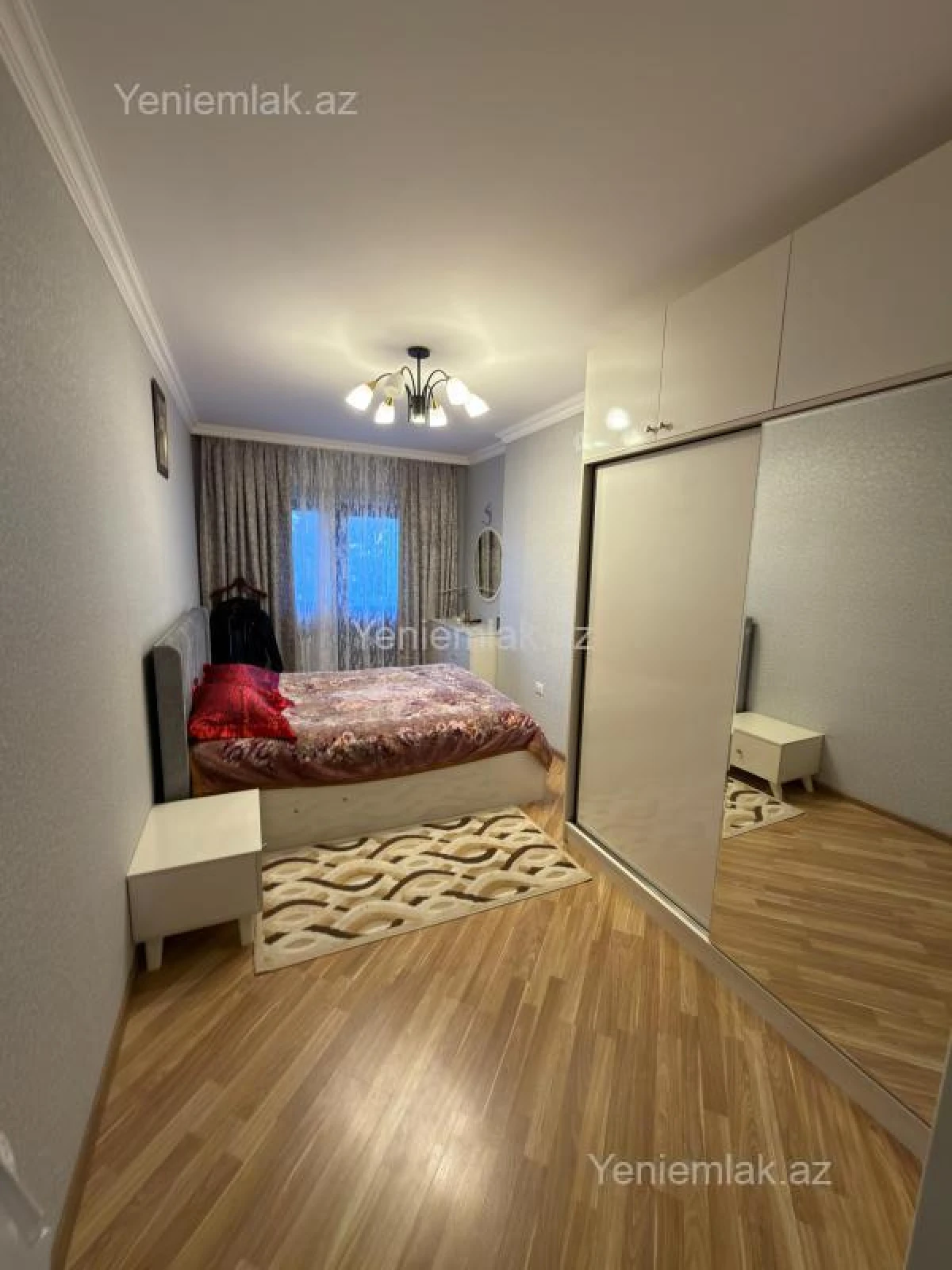 Satılır 3 otaqlı köhnə tikili 80 m²