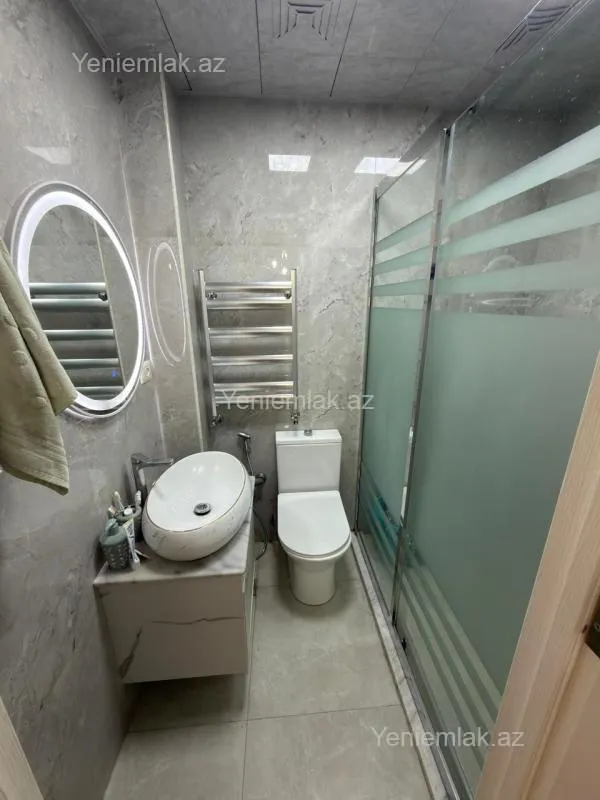 Satılır 3 otaqlı köhnə tikili 80 m²