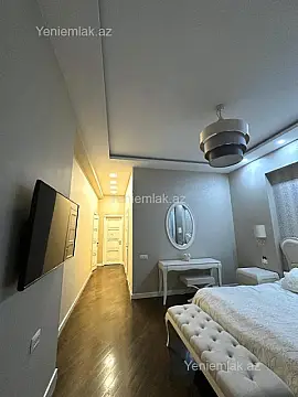 Satılır 4 otaqlı yeni tikili 200.55 m²