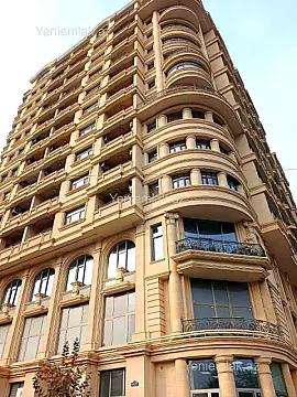 Satılır 4 otaqlı yeni tikili 200.55 m²