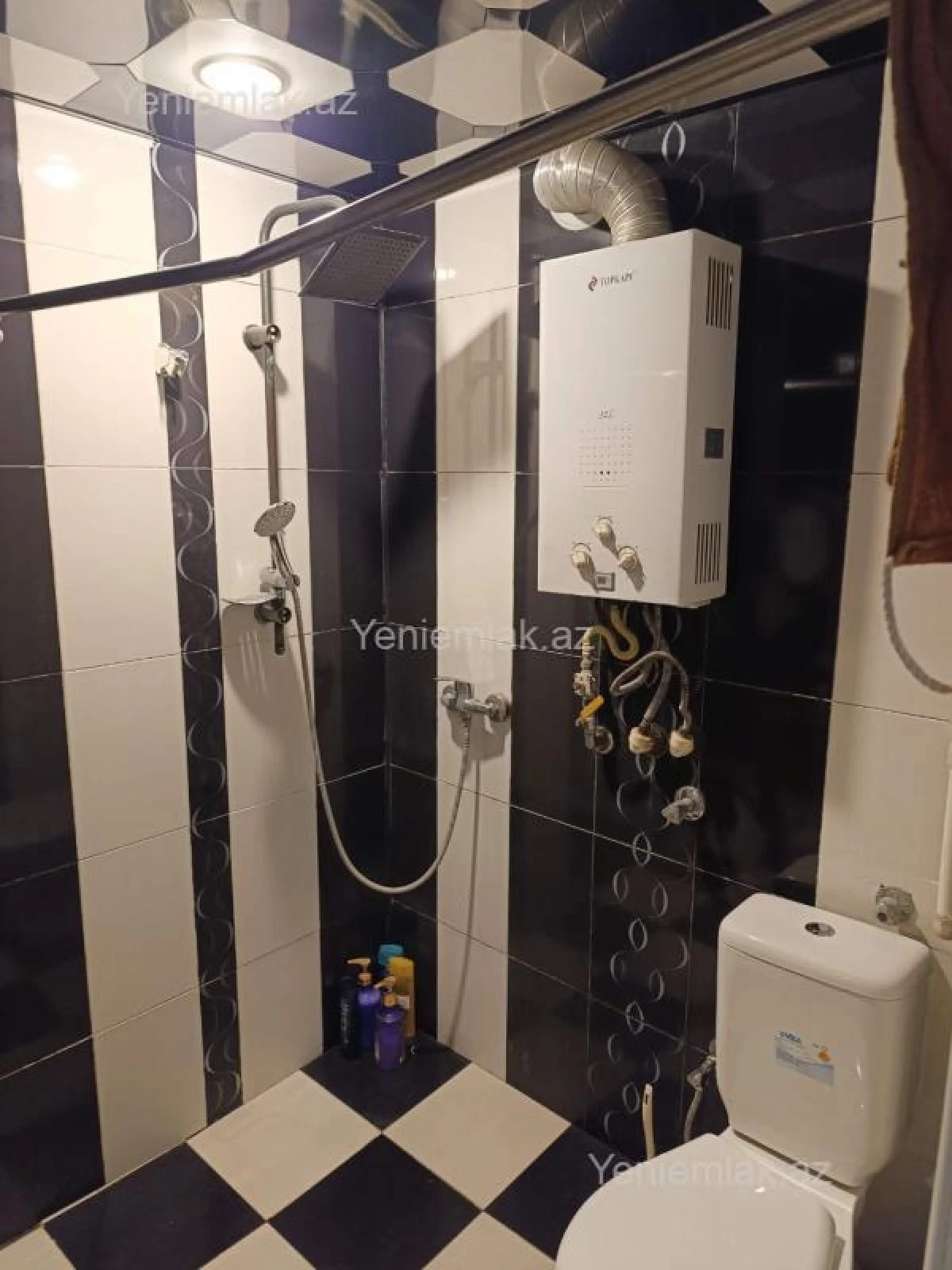 Satılır 3 otaqlı köhnə tikili 75 m²