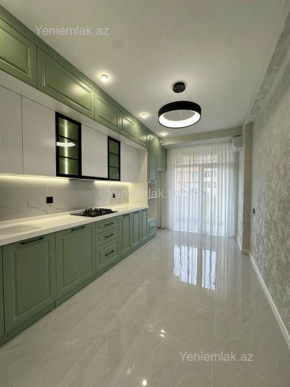 Satılır 3 otaqlı yeni tikili 105 m²