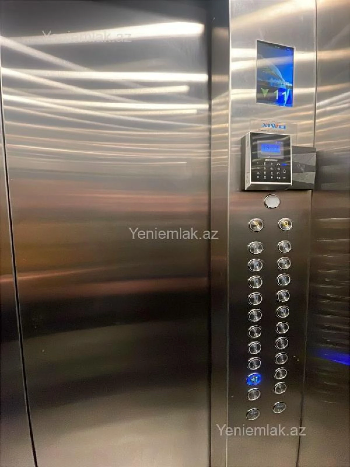 Satılır 3 otaqlı yeni tikili 120 m²