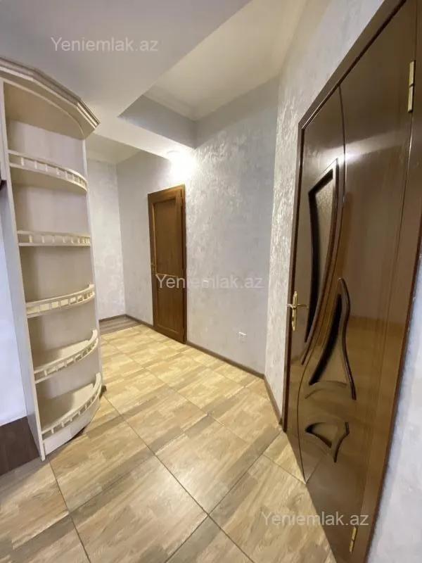 Satılır 2 otaqlı yeni tikili 60 m²