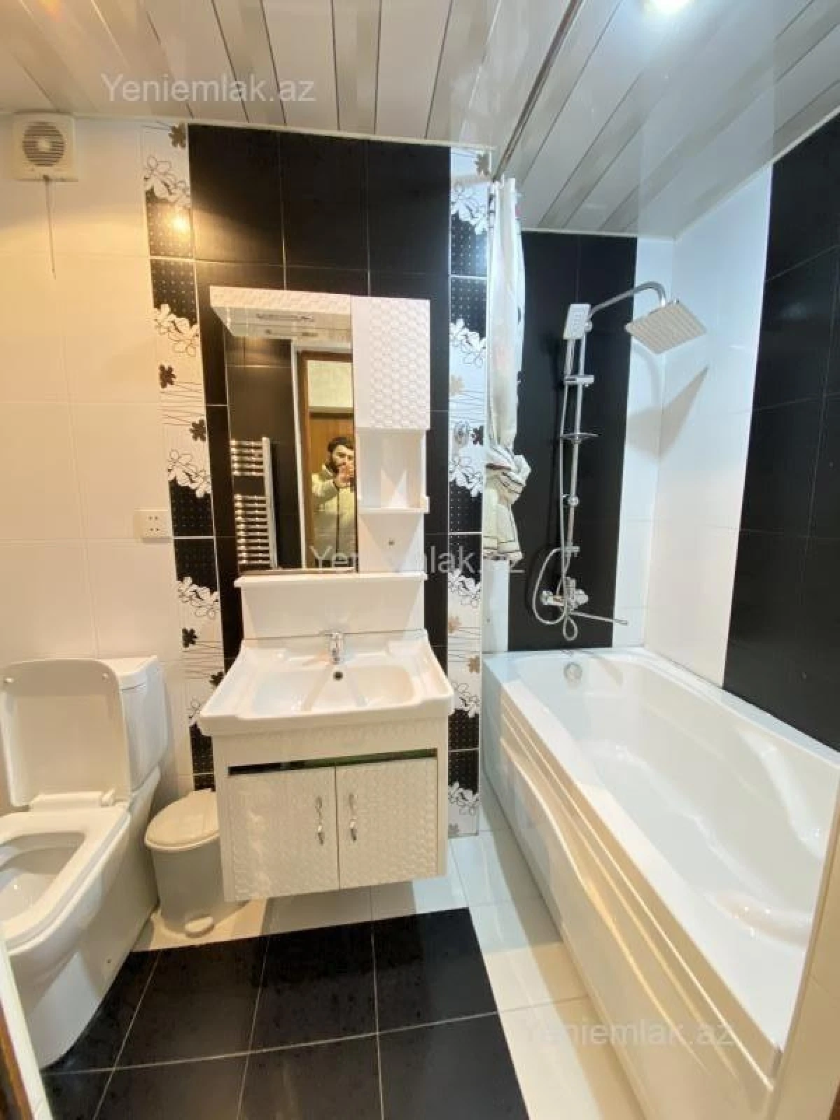 Satılır 2 otaqlı yeni tikili 60 m²