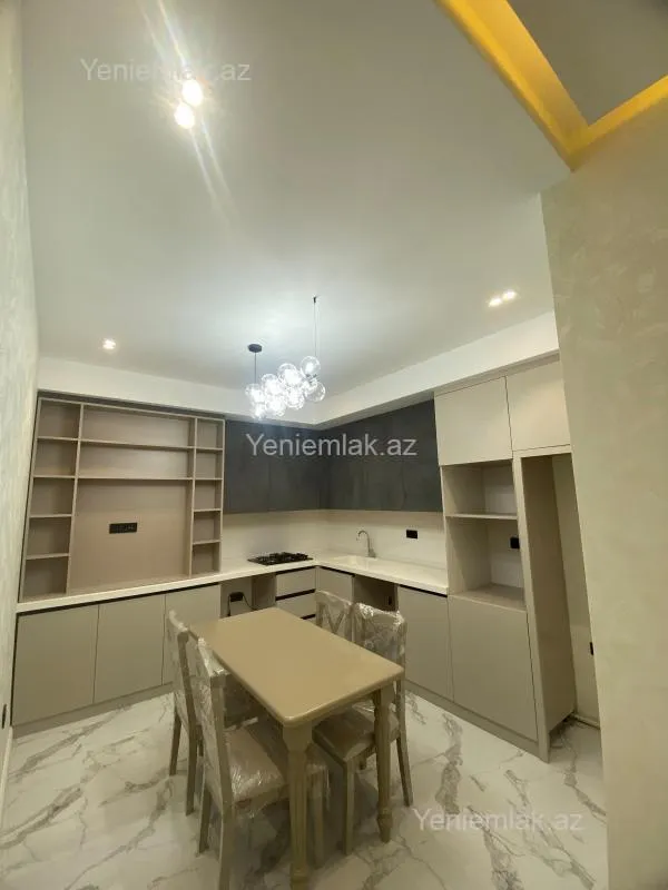 Satılır 3 otaqlı yeni tikili 114 m²