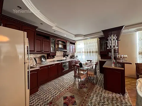 Satılır 3 otaqlı yeni tikili 177 m²