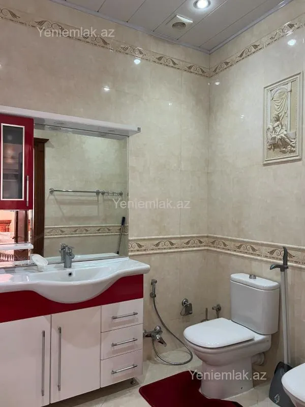 Satılır 3 otaqlı yeni tikili 177 m²