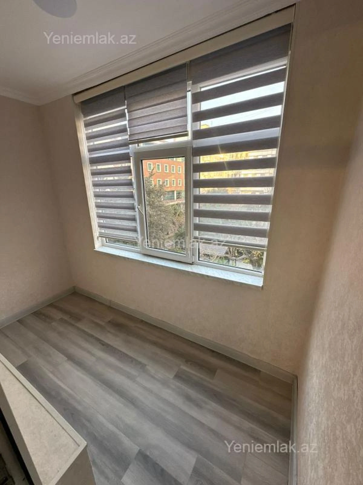 Satılır 2 otaqlı köhnə tikili 50 m²