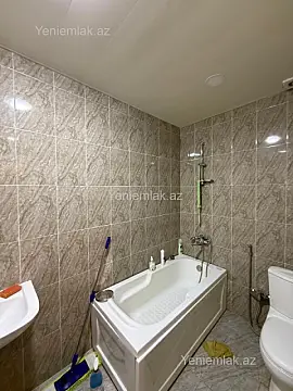 Satılır 3 otaqlı yeni tikili 73 m²