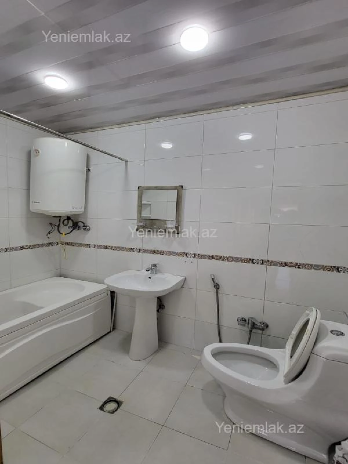 Satılır 4 otaqlı yeni tikili 88 m²