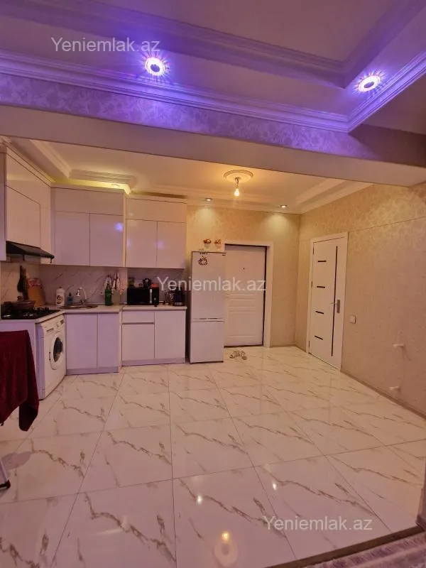 Satılır 2 otaqlı yeni tikili 61 m²