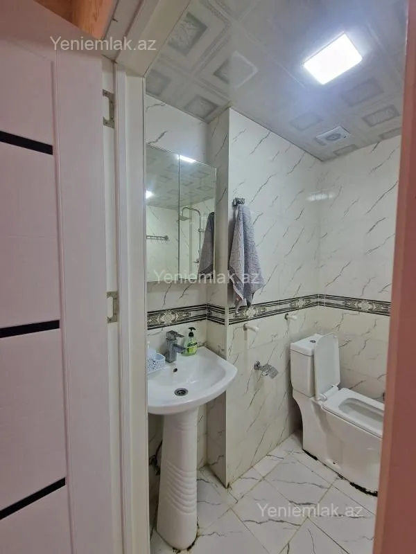 Satılır 2 otaqlı yeni tikili 61 m²
