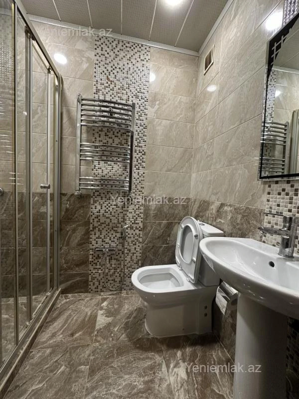 Satılır 2 otaqlı yeni tikili 63 m²