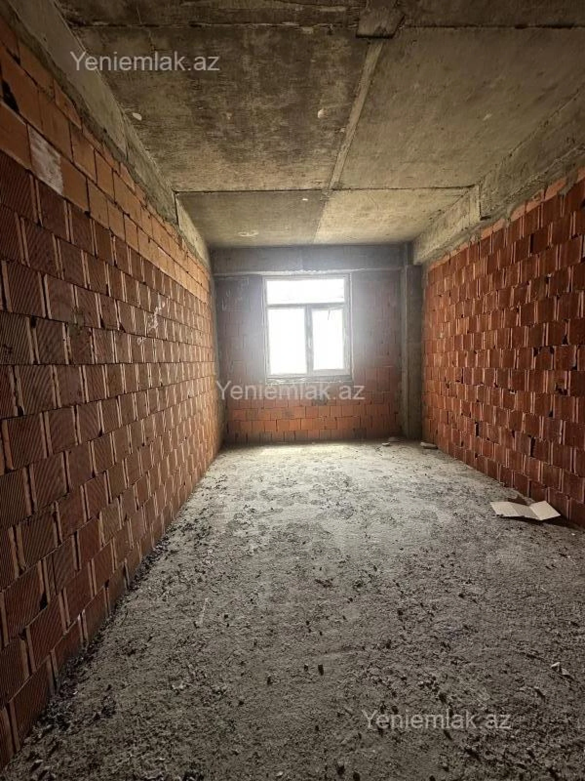 Satılır 1 otaqlı yeni tikili 35 m²