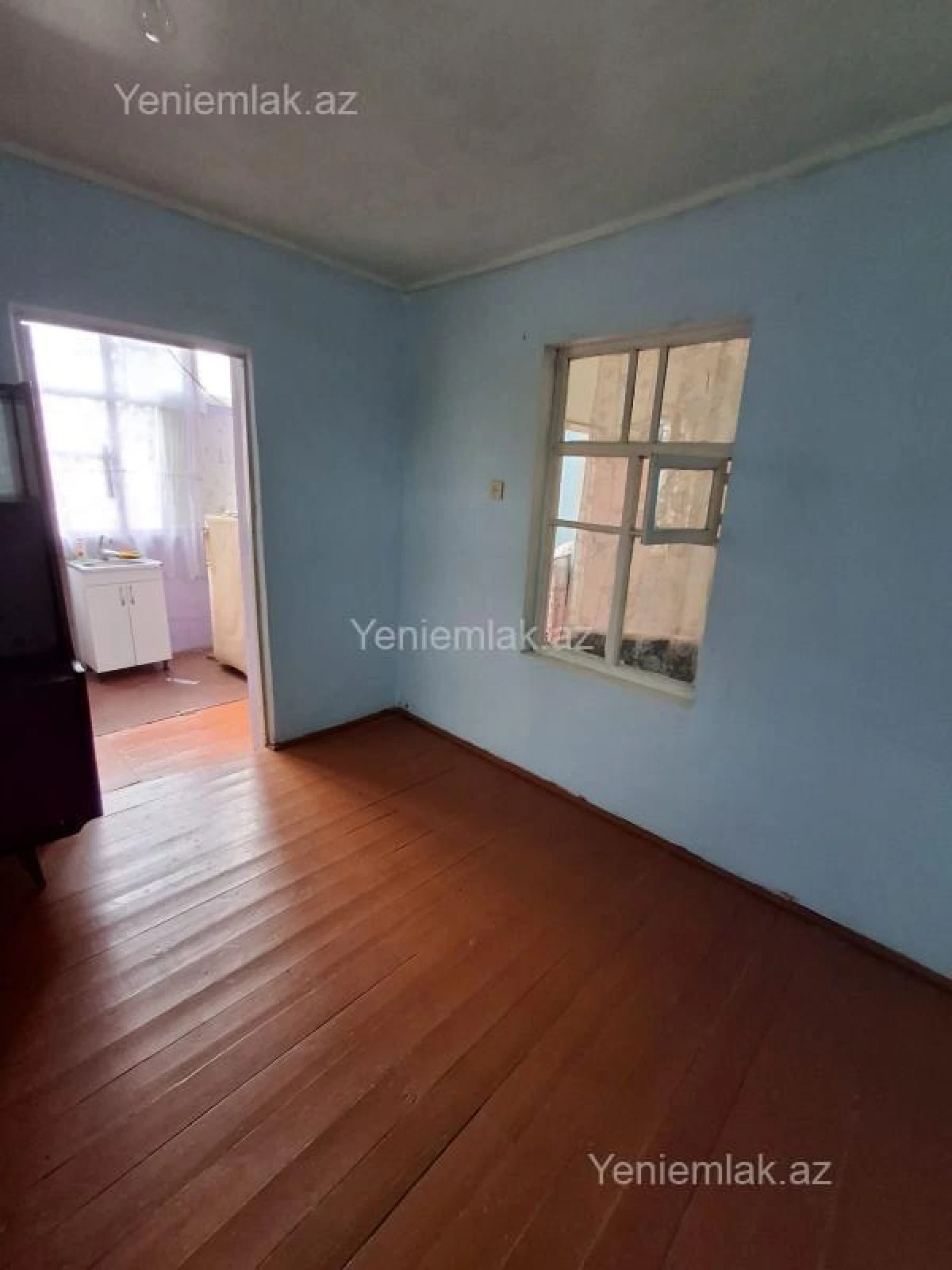 Satılır 9 otaqlı həyət evi 220 m²