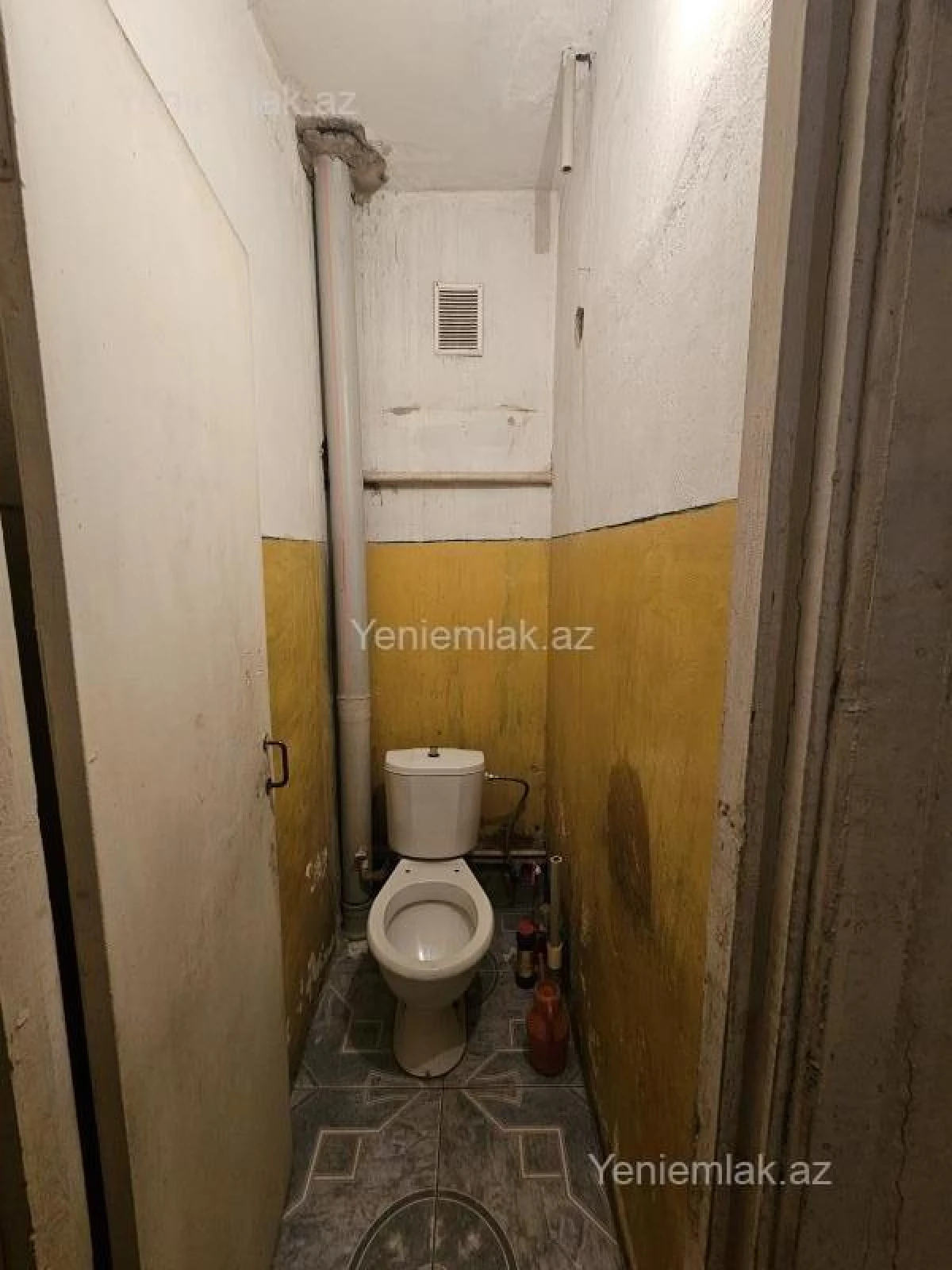 Satılır 2 otaqlı köhnə tikili 56 m²