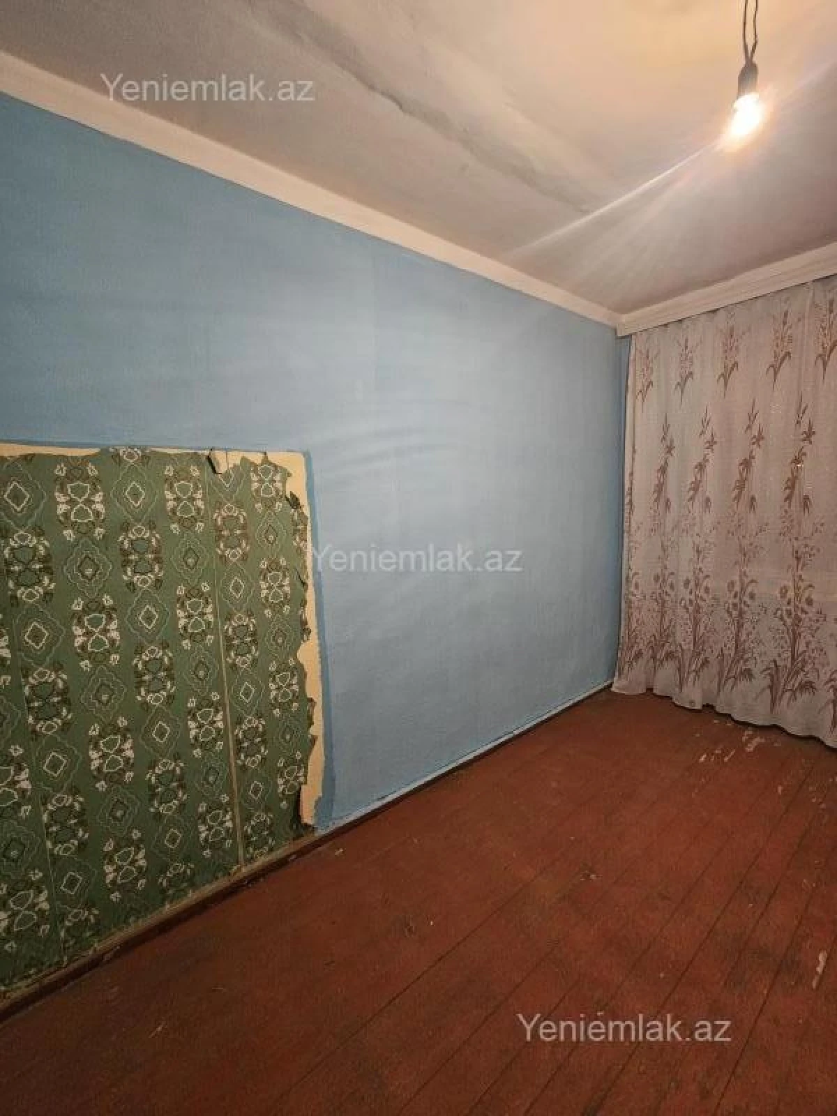 Satılır 2 otaqlı köhnə tikili 56 m²