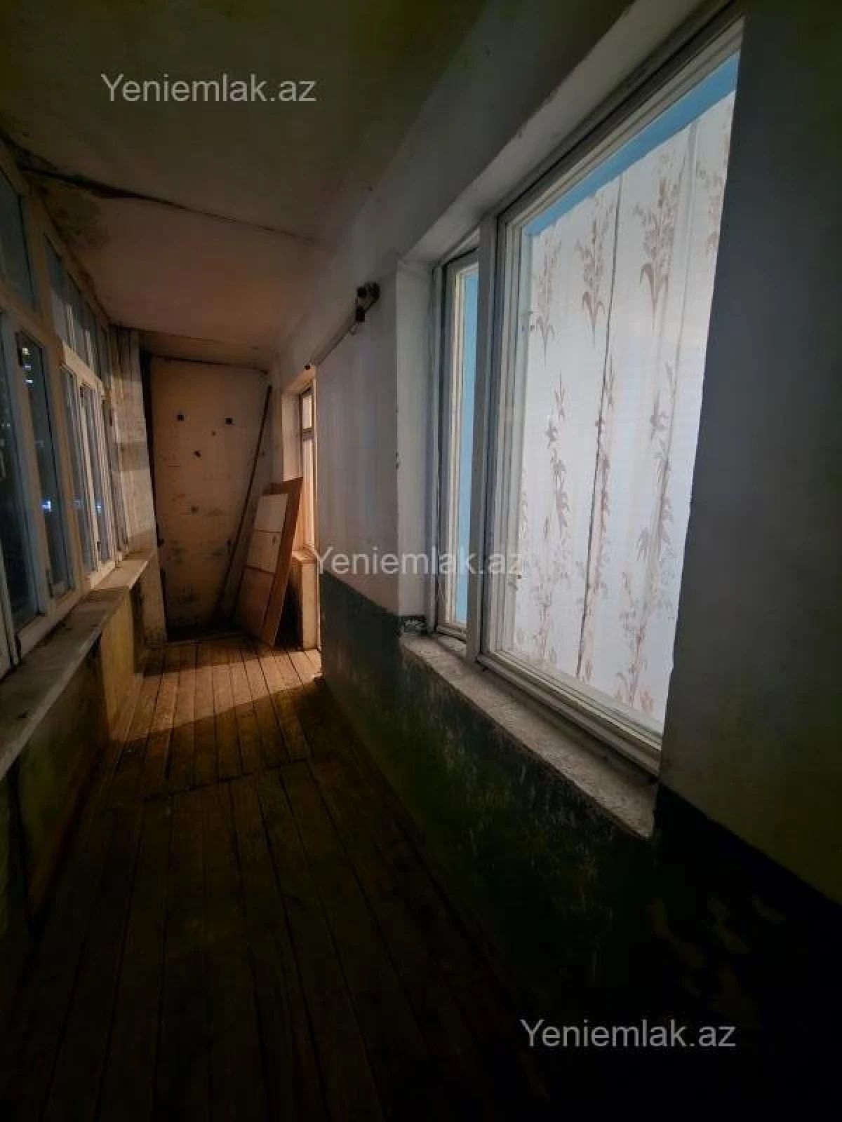 Satılır 2 otaqlı köhnə tikili 56 m²