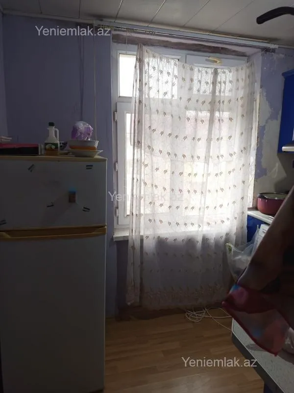 Satılır 2 otaqlı köhnə tikili 46 m²