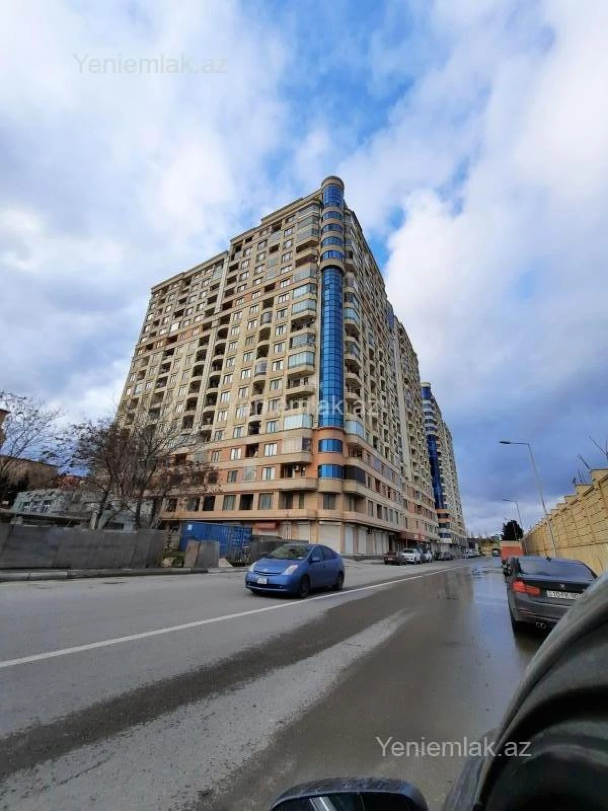 Satılır 2 otaqlı yeni tikili 68 m²