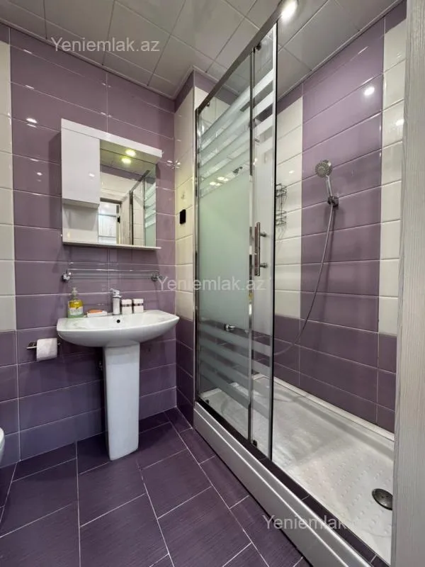 Satılır 2 otaqlı yeni tikili 68 m²