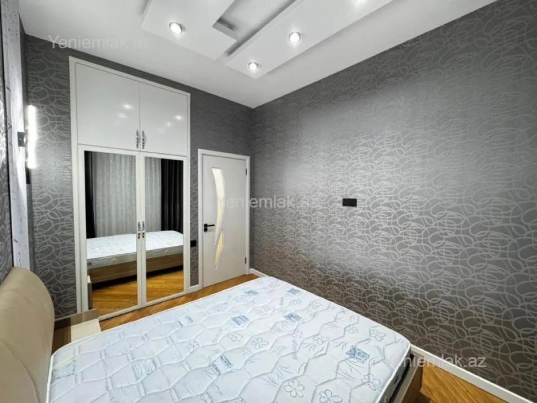 Satılır 2 otaqlı yeni tikili 68 m²