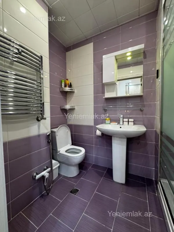 Satılır 2 otaqlı yeni tikili 68 m²