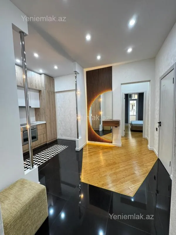 Satılır 2 otaqlı yeni tikili 68 m²