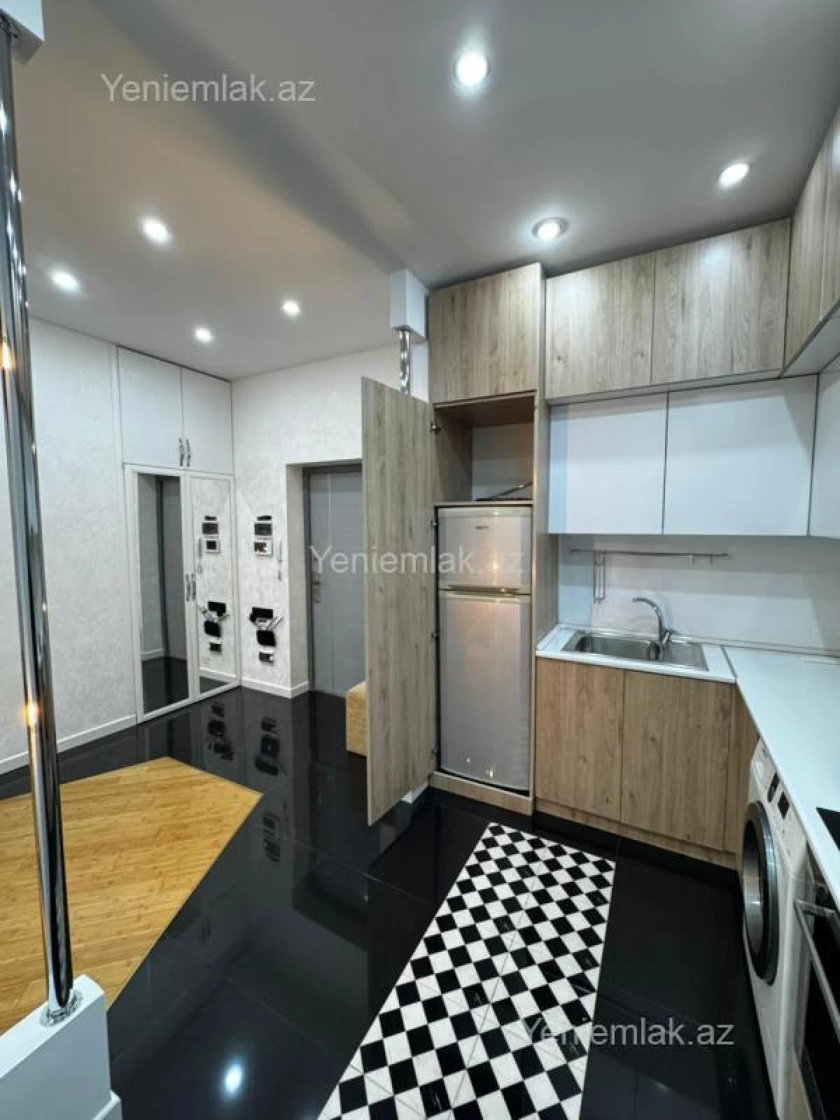 Satılır 2 otaqlı yeni tikili 68 m²