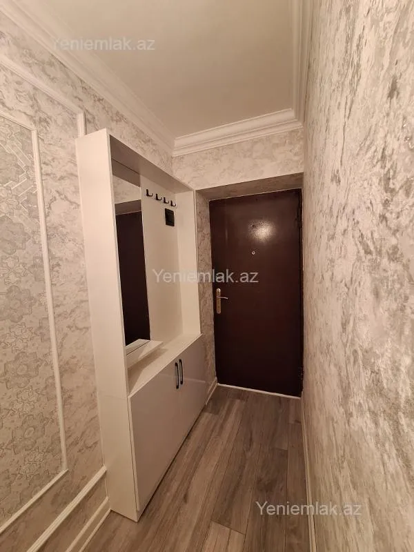 Satılır 2 otaqlı köhnə tikili 50 m²
