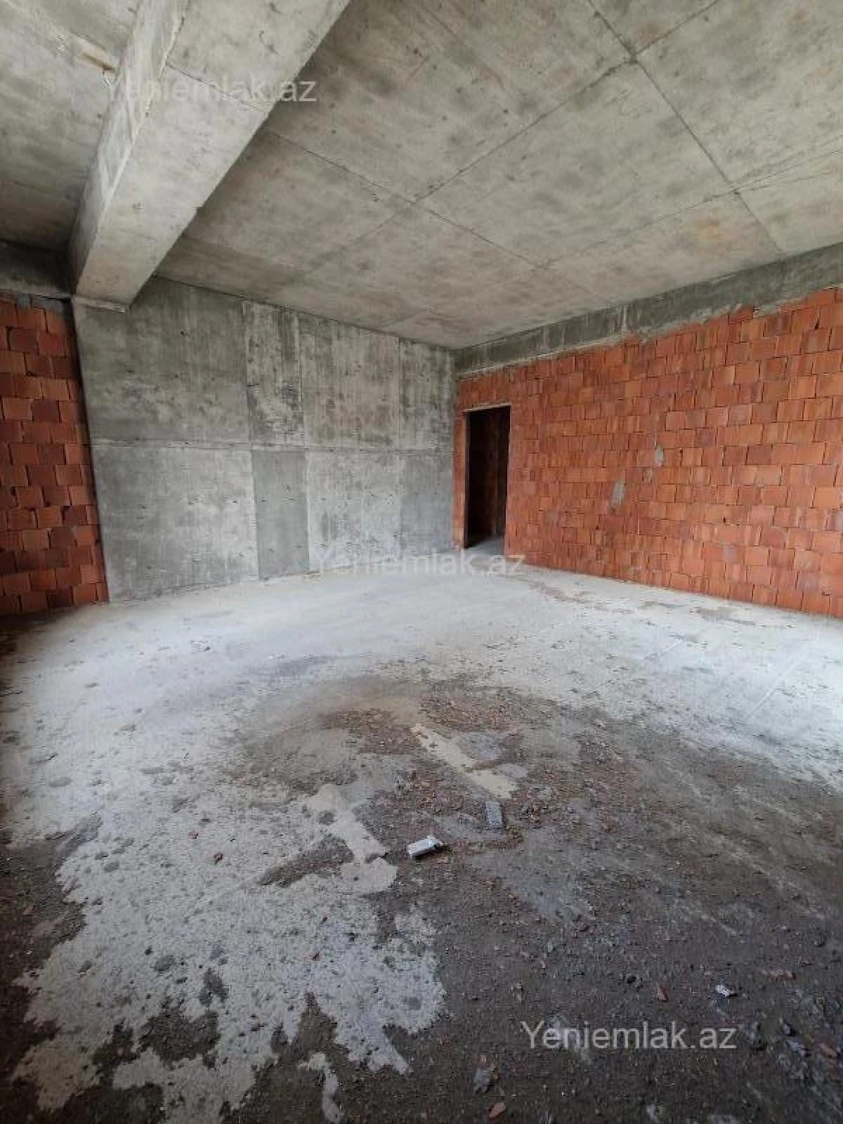 Satılır 3 otaqlı yeni tikili 116.5 m²