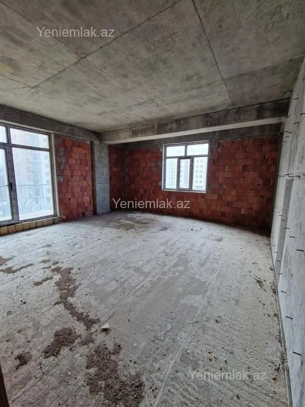 Satılır 3 otaqlı yeni tikili 116.5 m²