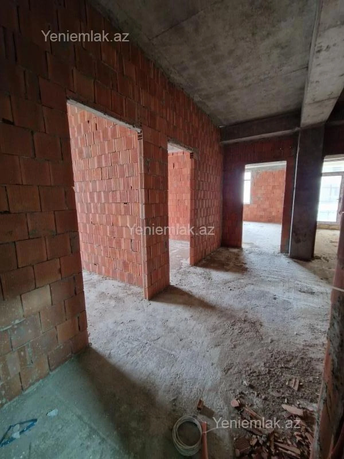 Satılır 3 otaqlı yeni tikili 116.5 m²