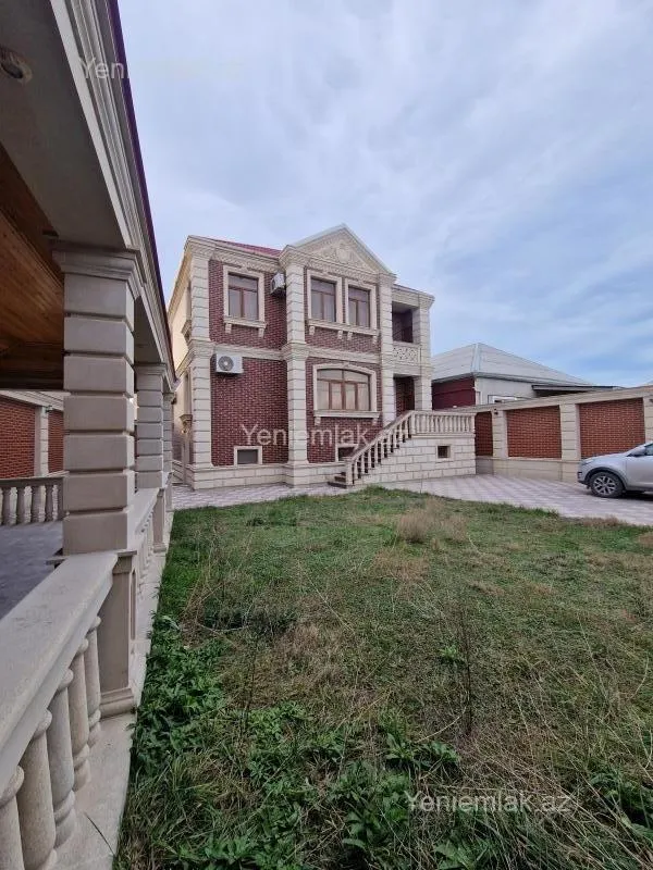 Satılır 5 otaqlı həyət evi 350 m²