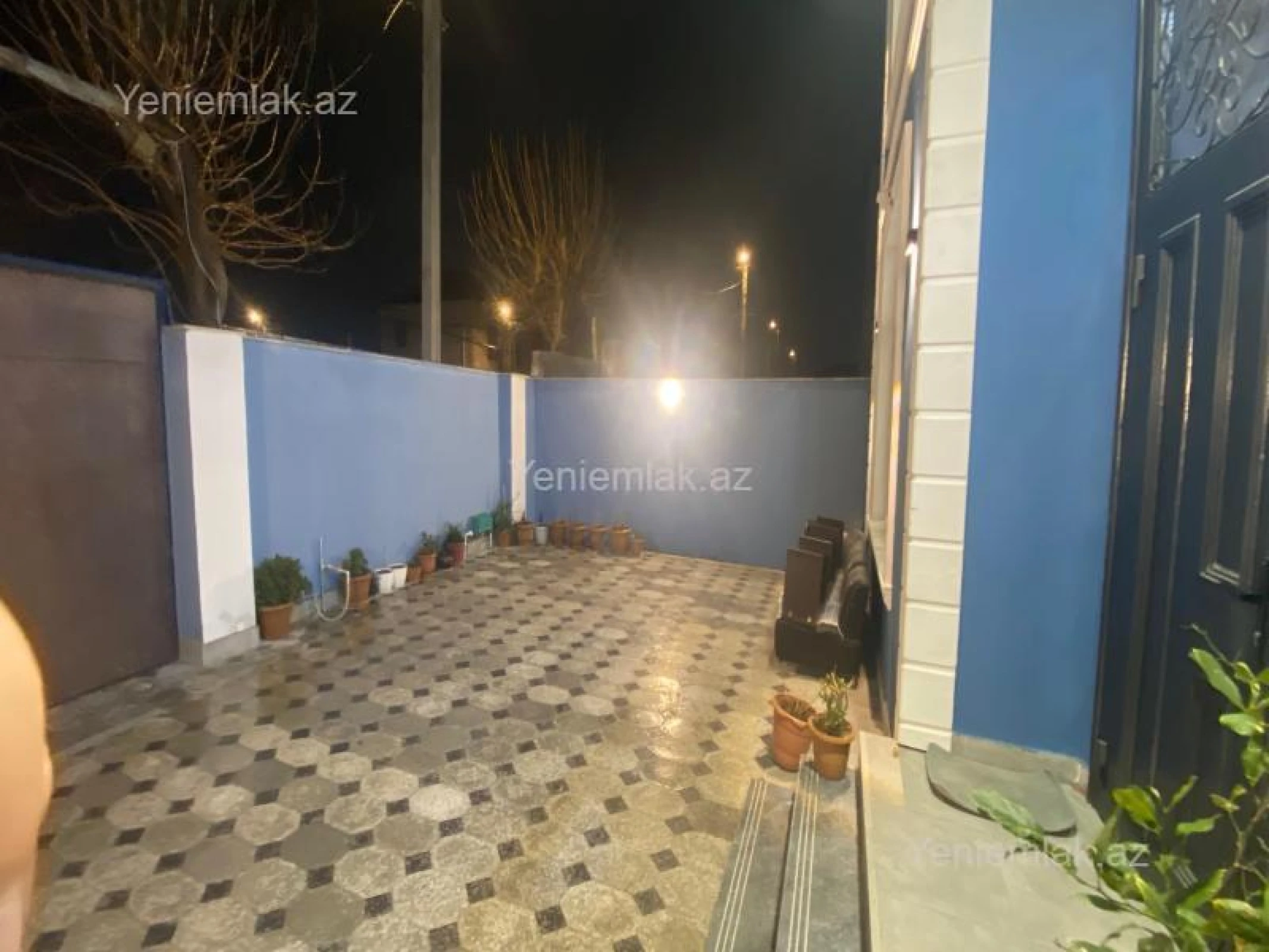 Satılır 4 otaqlı həyət evi 200 m²