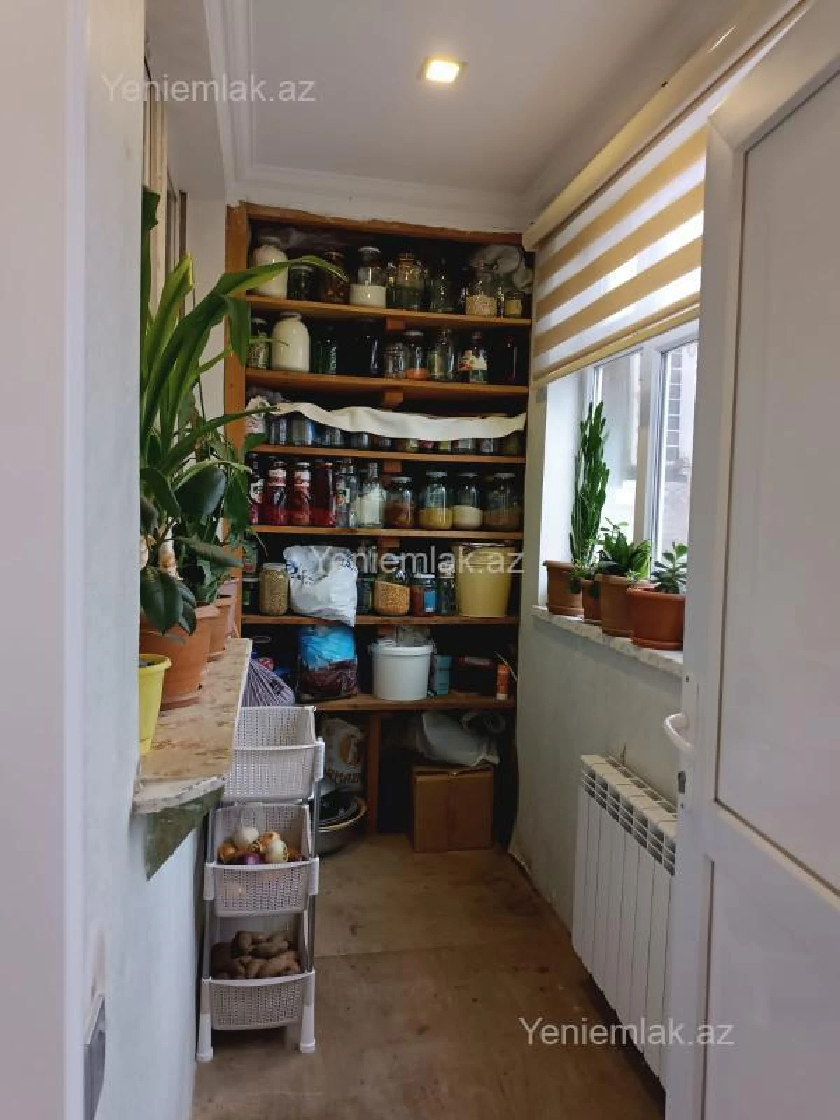 Satılır 5 otaqlı köhnə tikili 105 m²