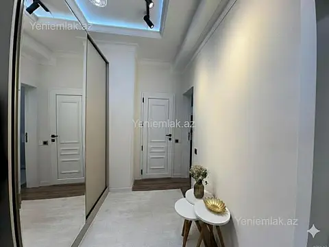 Satılır 2 otaqlı yeni tikili 70 m²