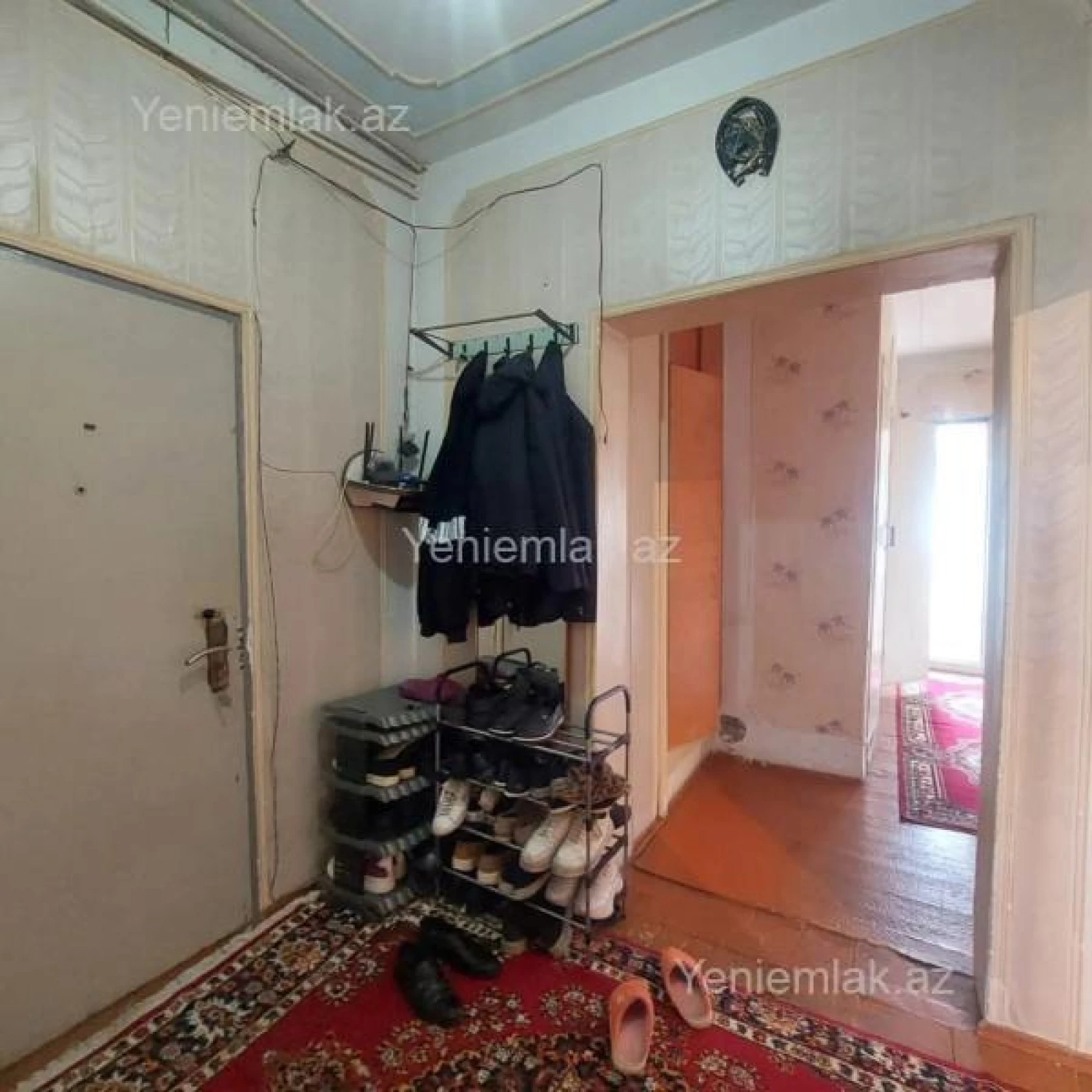 Satılır 4 otaqlı köhnə tikili 90 m²