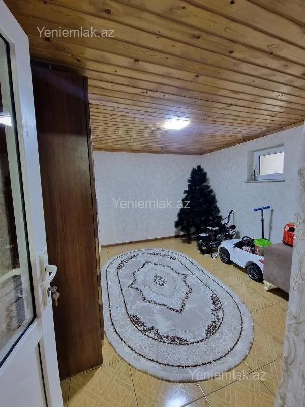 Satılır 7 otaqlı həyət evi 170 m²
