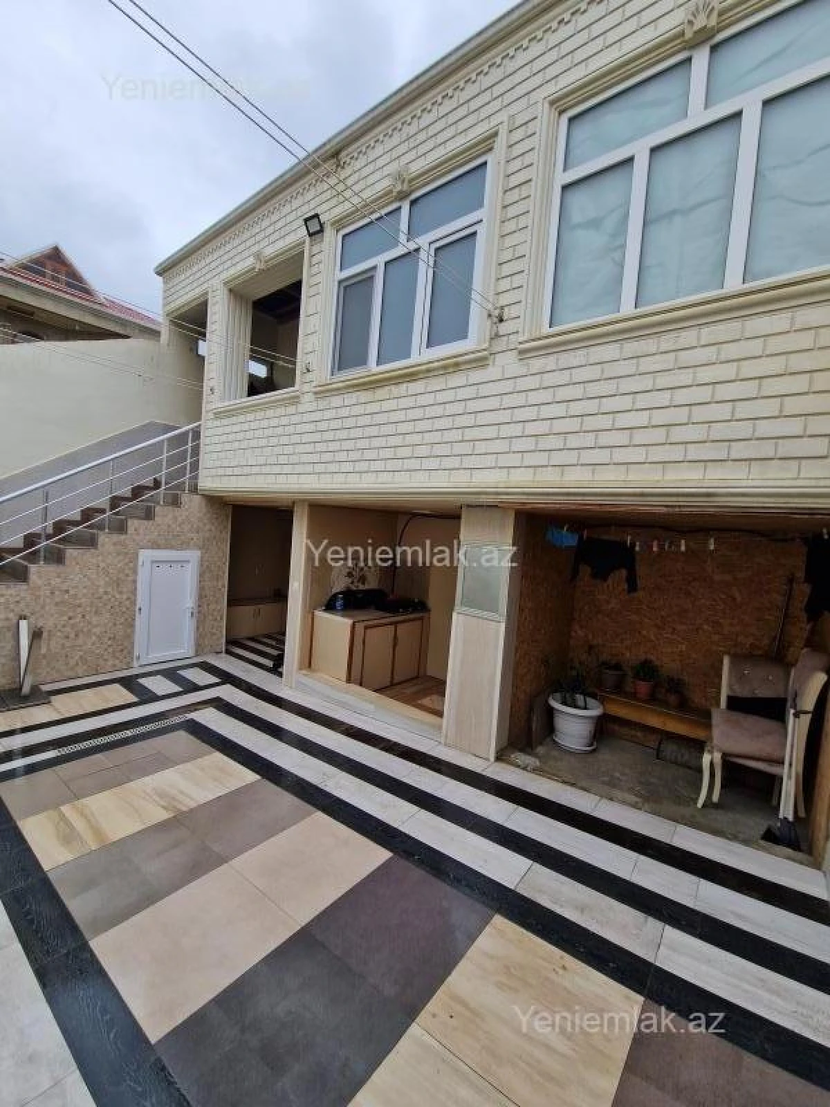 Satılır 7 otaqlı həyət evi 170 m²