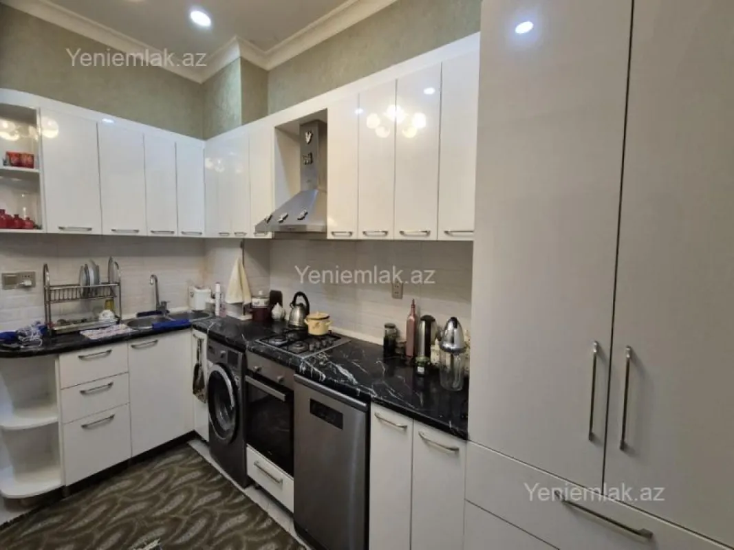 Satılır 4 otaqlı yeni tikili 114 m²