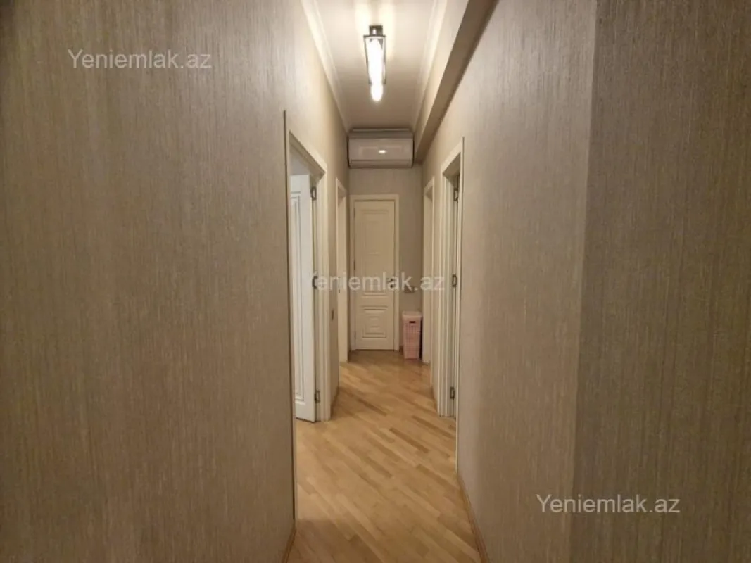 Satılır 4 otaqlı yeni tikili 114 m²